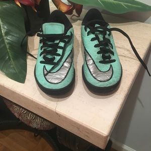 Nike boys sneakers